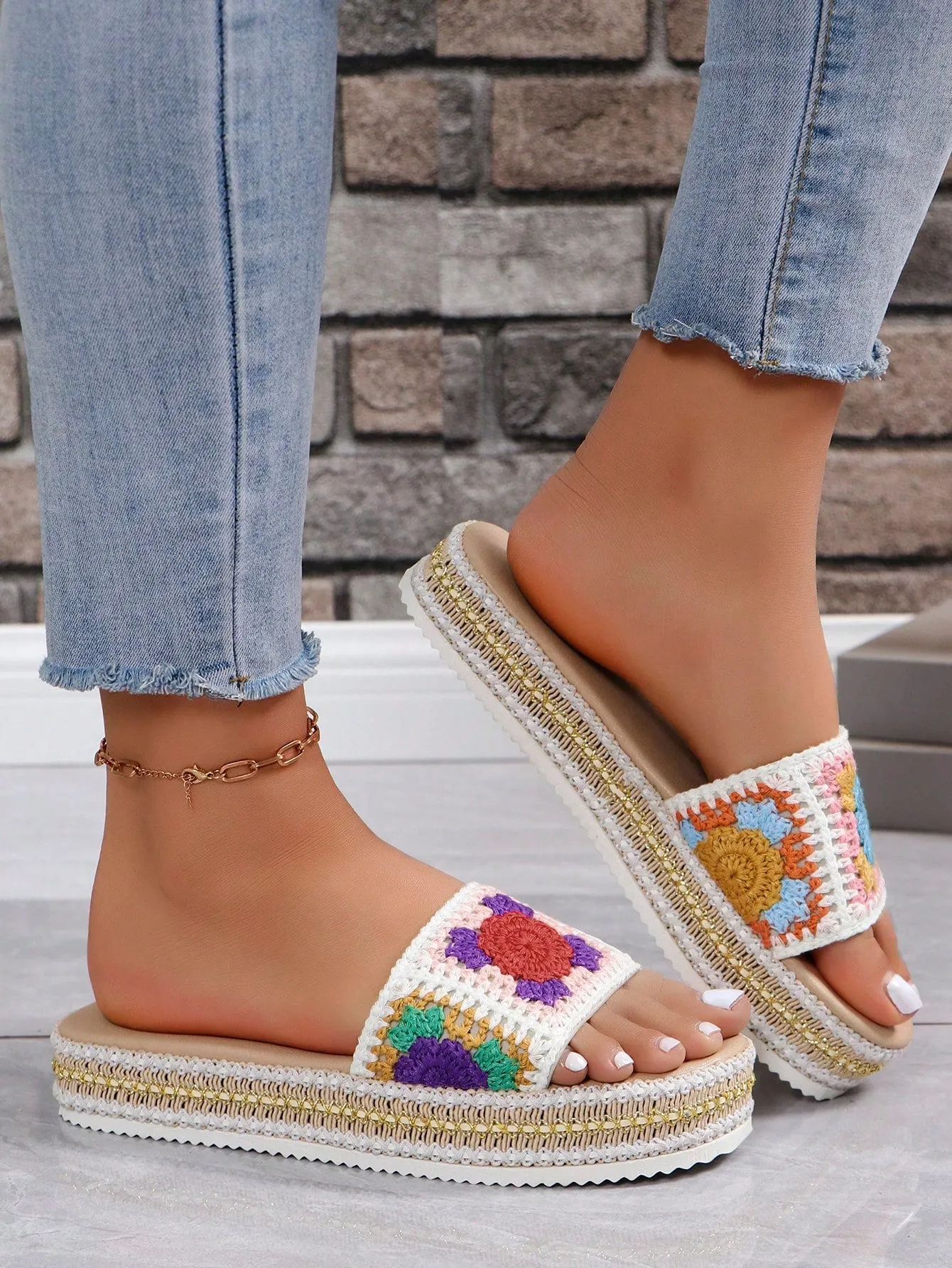 2024 Trendy Knitted Platform Sandals: Elevate Your Style with Wedge Heels and Thick Soles