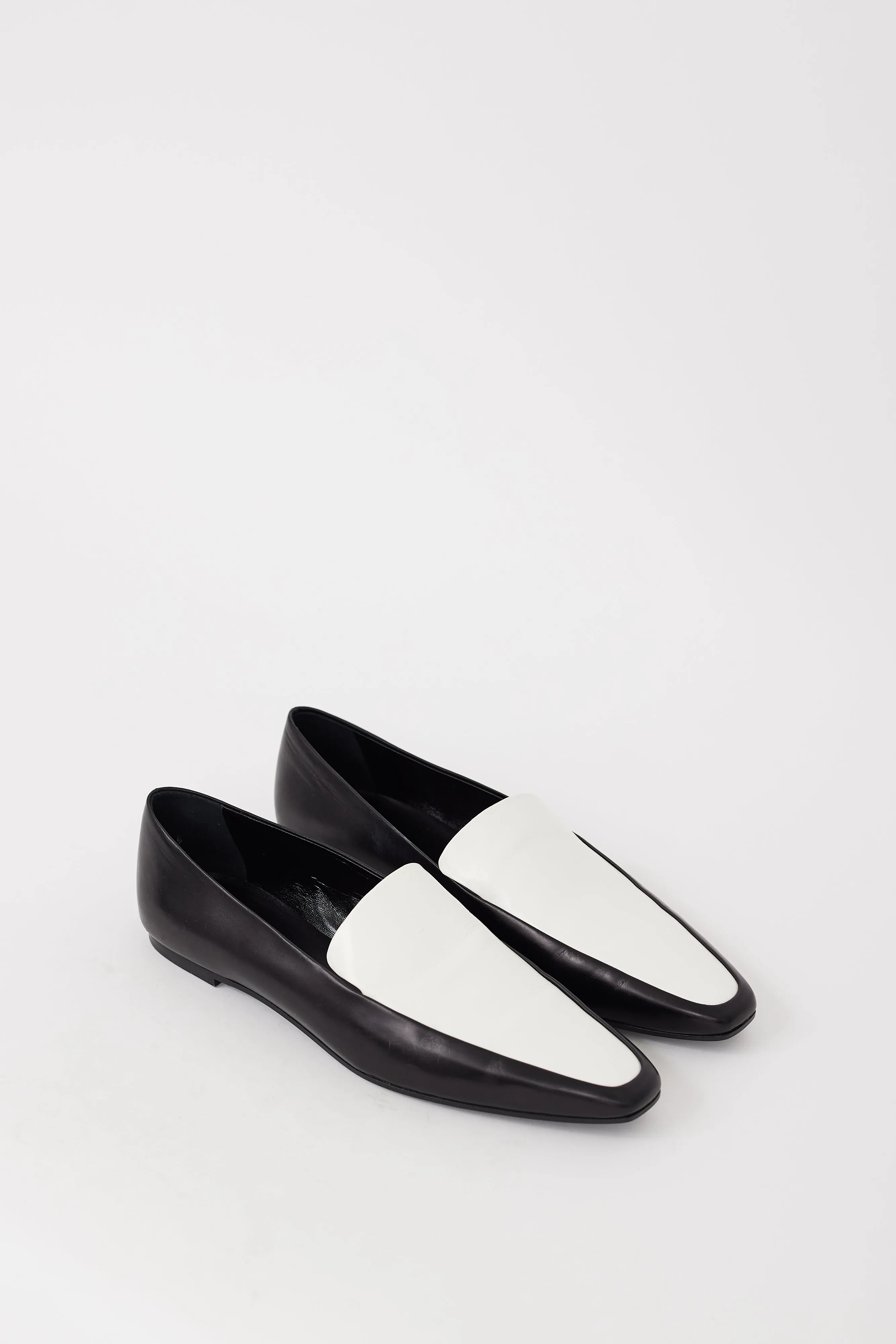 Black & White Leather Minimal Loafer