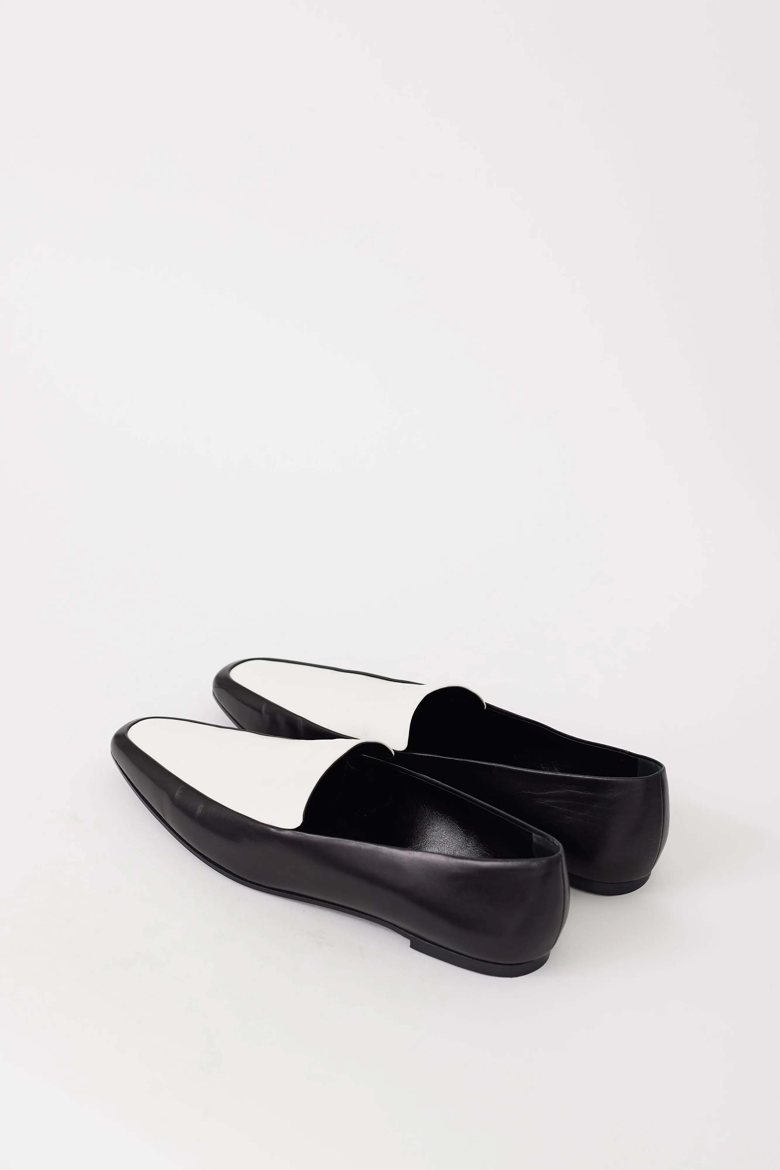 Black & White Leather Minimal Loafer