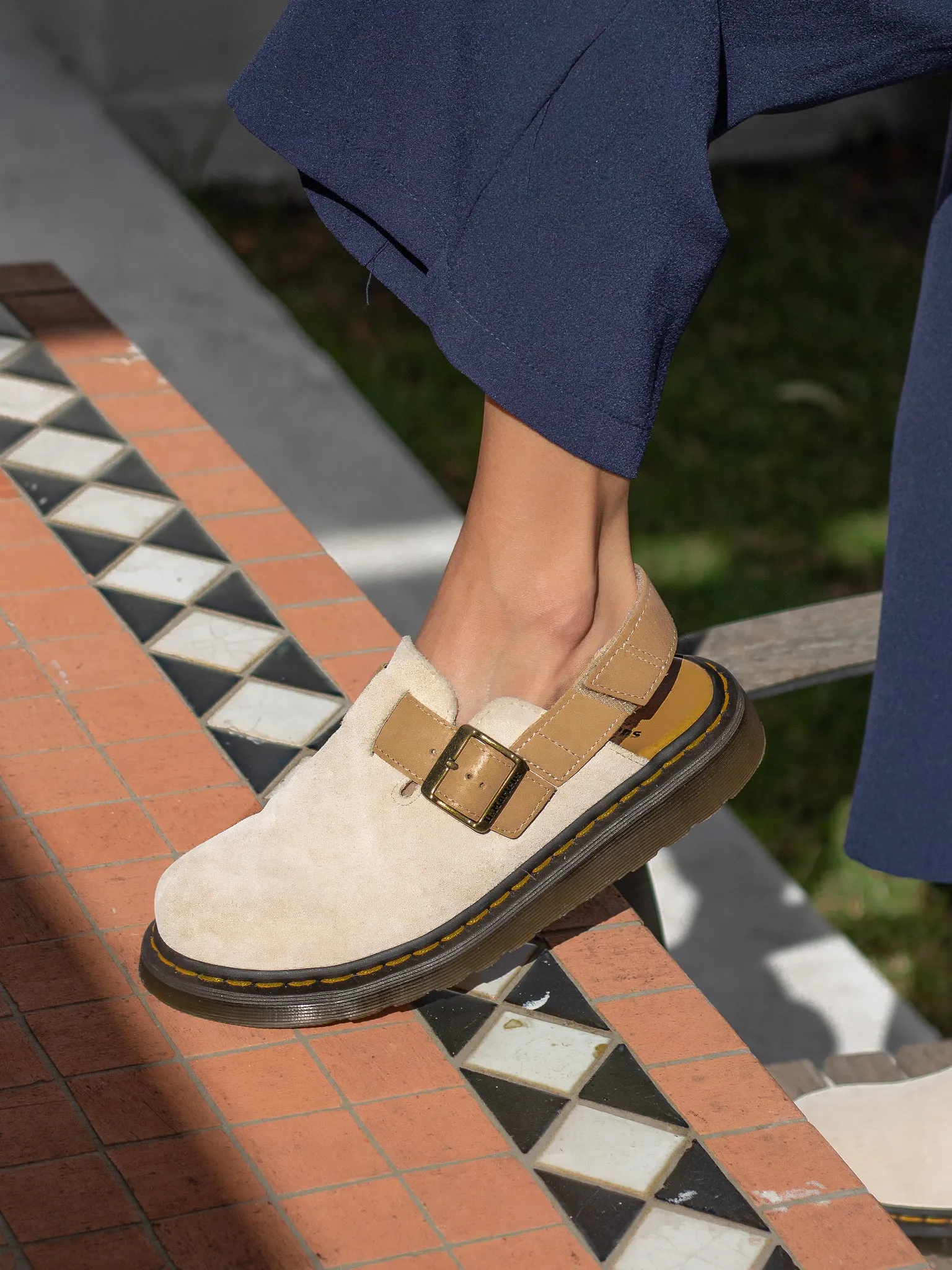 DR. MARTENS JORGE II BEIGE SUEDE SLINGBACK MULE