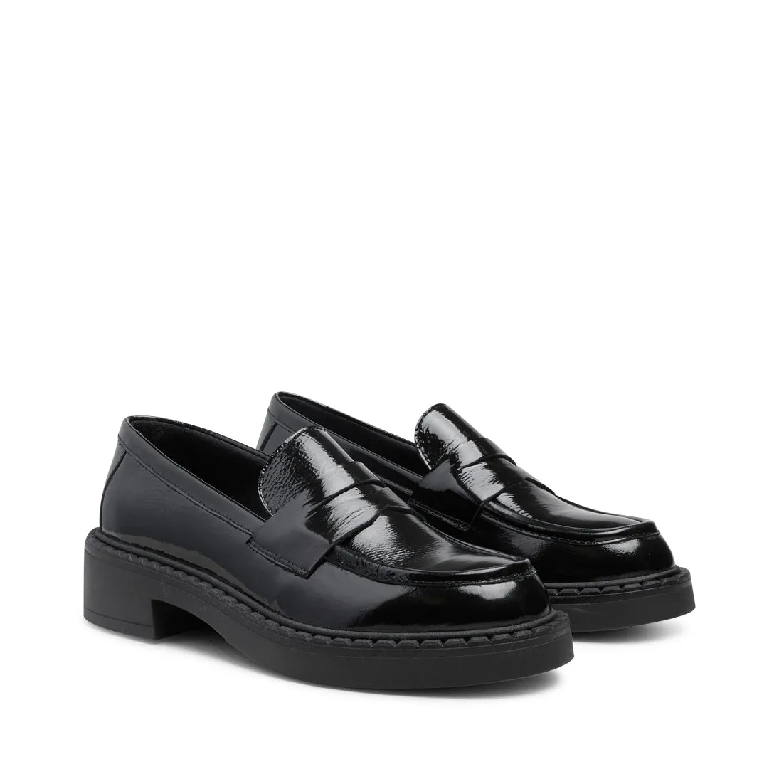 Nayeli patent - Black patent