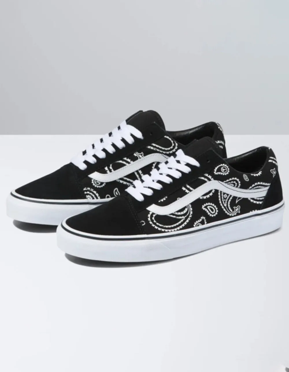 Old Skool Peace Paisley Black