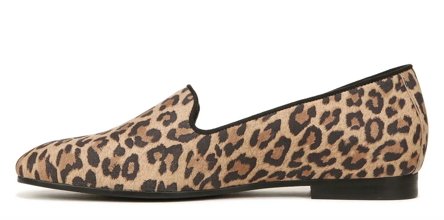 WOMEN'S VIONIC WILLA FLAT | TAN LEOPARD